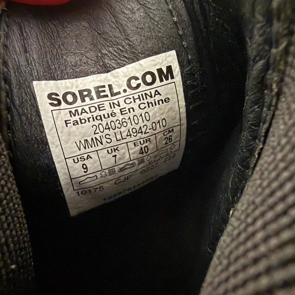 Sorel Brex Boot Chelsea Black Leather White Platform Block Heel Pull On Sea Salt